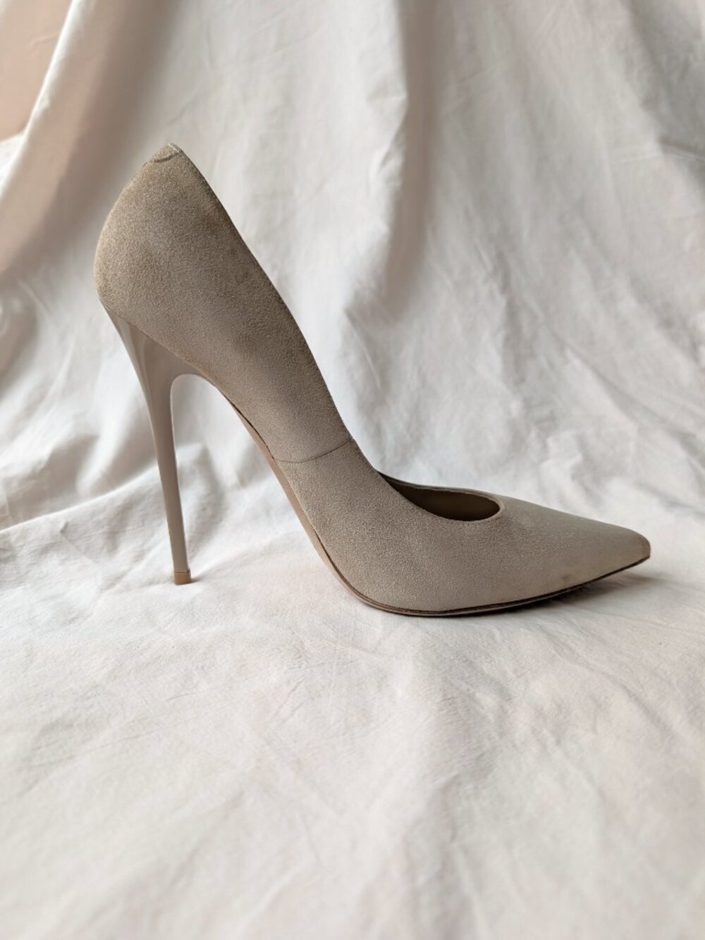 JIMMY CHOO Anouk Suede Pointed-Toe Pump | Size EU 37.5/US 7.5